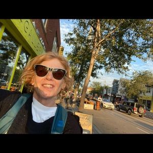 Meet your Posher, Nancy